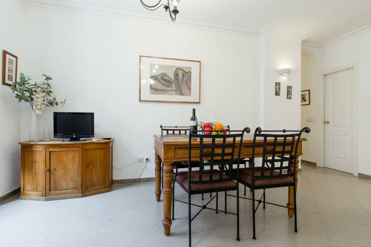 Apartamento Temporada Мадрид Екстериор снимка