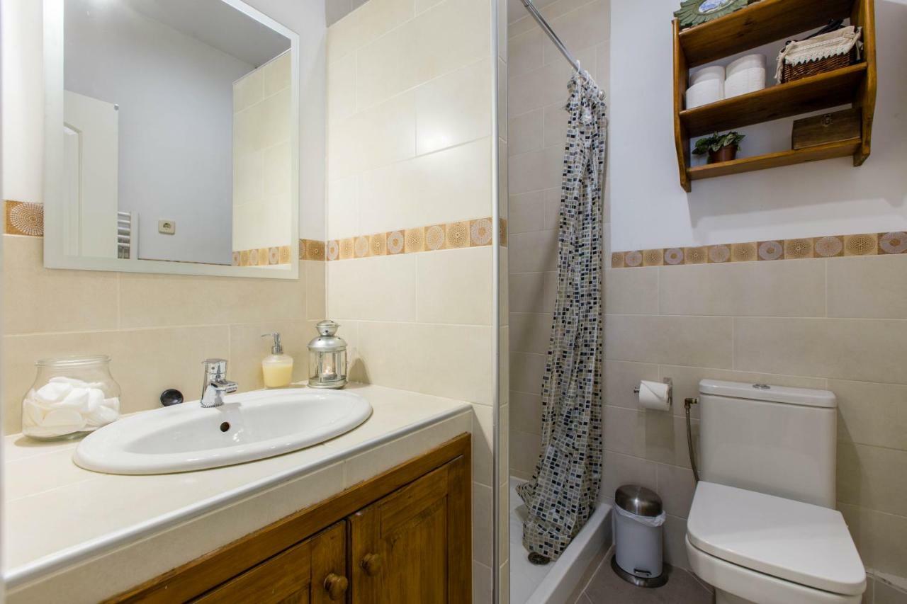 Apartamento Temporada Мадрид Екстериор снимка